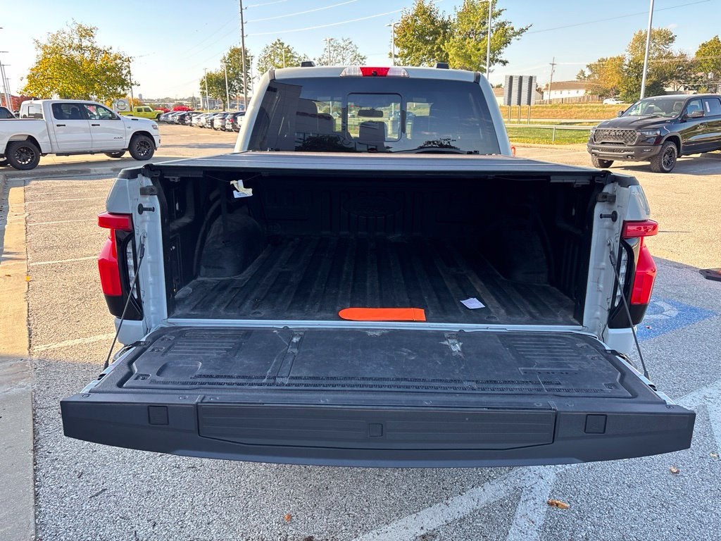 2023 Ford F-150 Lightning LARIAT
