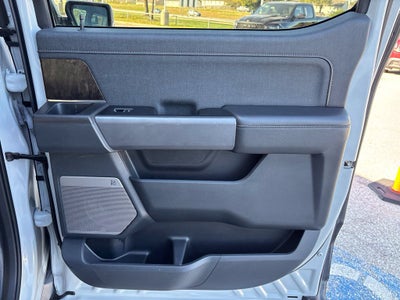 2023 Ford F-150 Lightning LARIAT