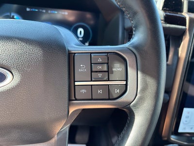 2023 Ford F-150 Lightning LARIAT