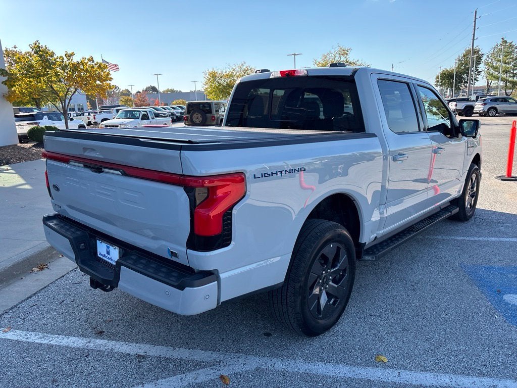 2023 Ford F-150 Lightning LARIAT