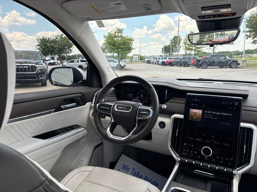 2024 GMC Acadia Denali