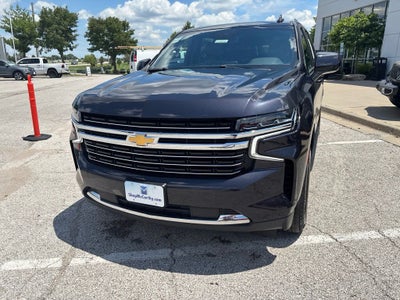 2024 Chevrolet Suburban 4WD LT