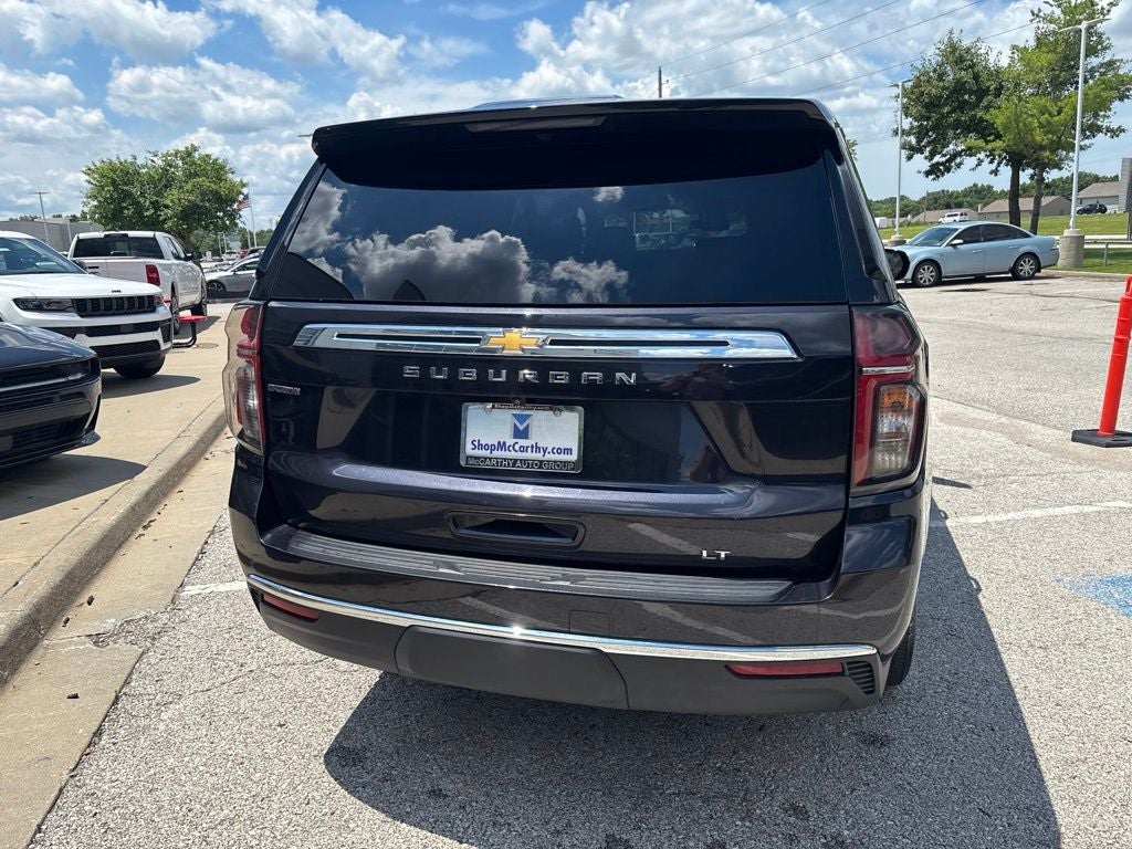 2024 Chevrolet Suburban 4WD LT