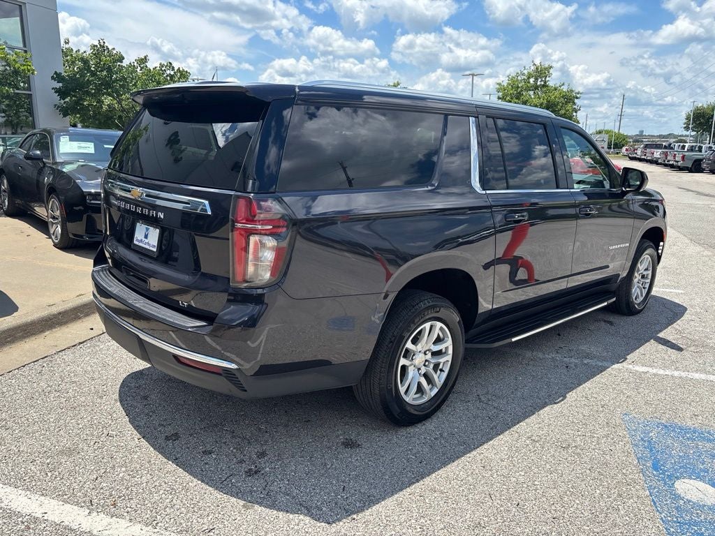 2024 Chevrolet Suburban 4WD LT