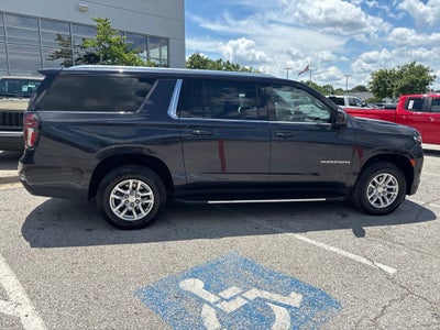 2024 Chevrolet Suburban 4WD LT