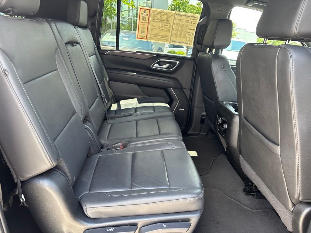 2024 Chevrolet Suburban 4WD LT