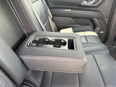 2024 Chevrolet Suburban 4WD LT
