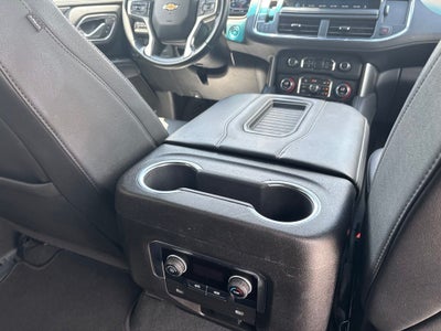 2024 Chevrolet Suburban 4WD LT