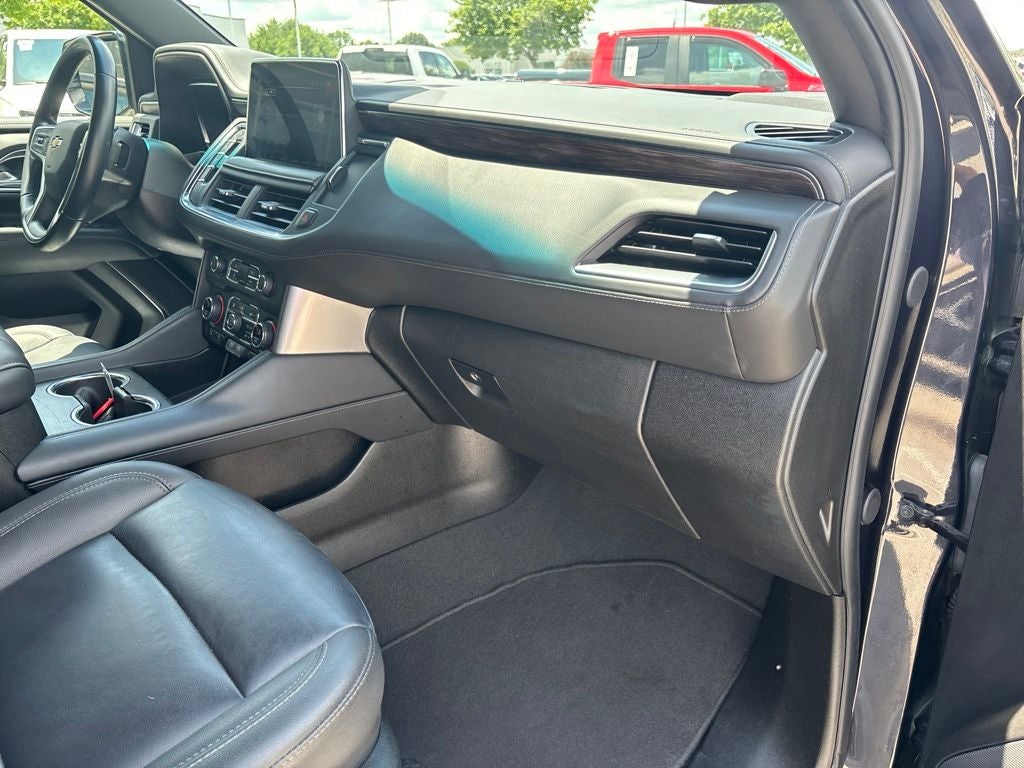2024 Chevrolet Suburban 4WD LT