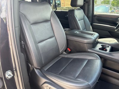 2024 Chevrolet Suburban 4WD LT