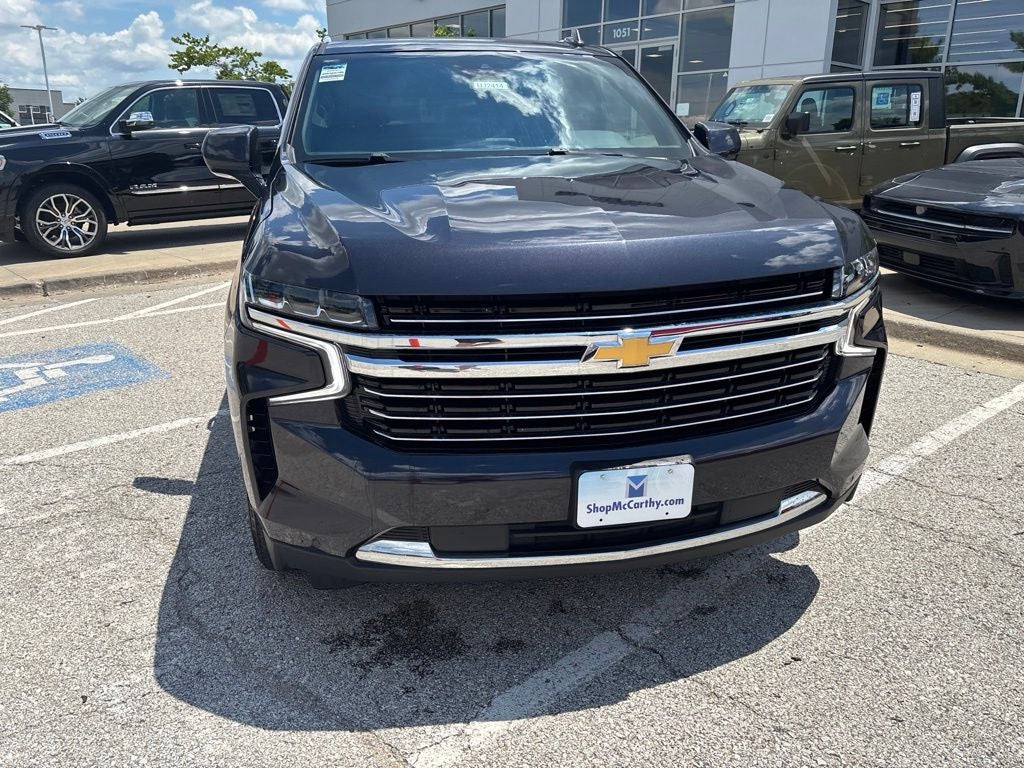 2024 Chevrolet Suburban 4WD LT