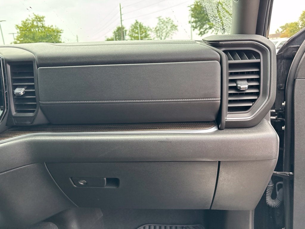 2024 GMC Sierra 1500 4WD Crew Cab Short Box Elevation with 3VL