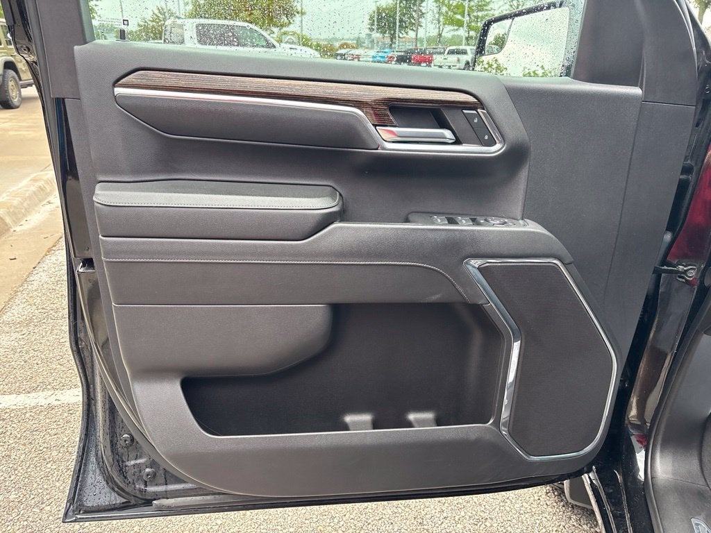 2024 GMC Sierra 1500 4WD Crew Cab Short Box Elevation with 3VL