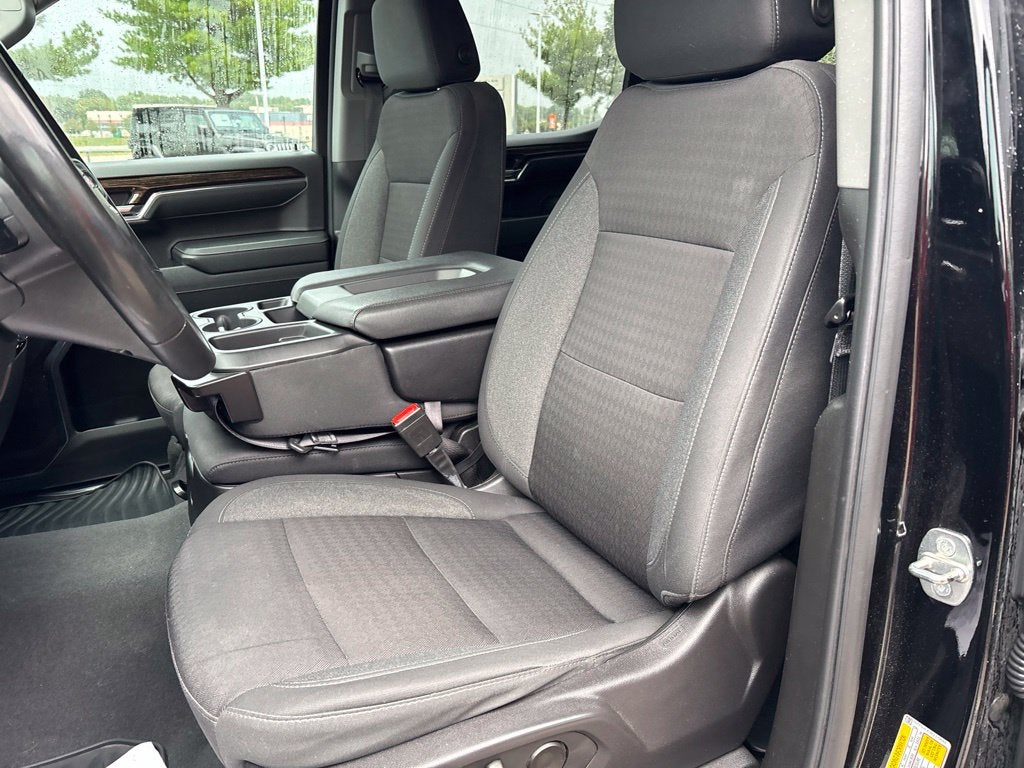 2024 GMC Sierra 1500 4WD Crew Cab Short Box Elevation with 3VL