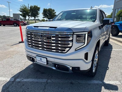 2023 GMC Sierra 1500 4WD Crew Cab Short Box Denali