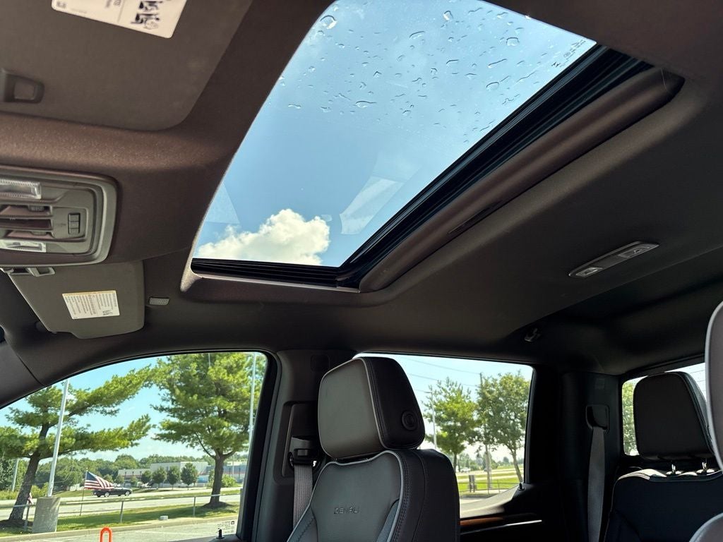 2023 GMC Sierra 1500 4WD Crew Cab Short Box Denali