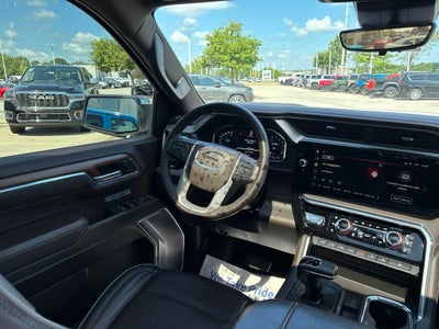 2023 GMC Sierra 1500 4WD Crew Cab Short Box Denali