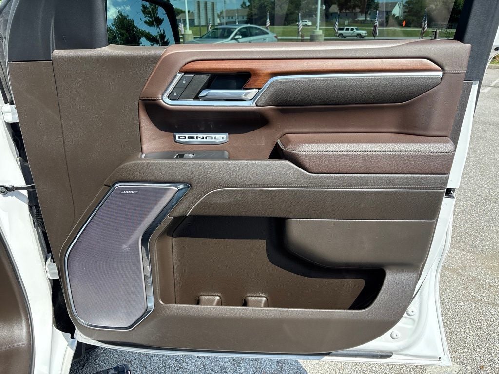2023 GMC Sierra 1500 4WD Crew Cab Short Box Denali