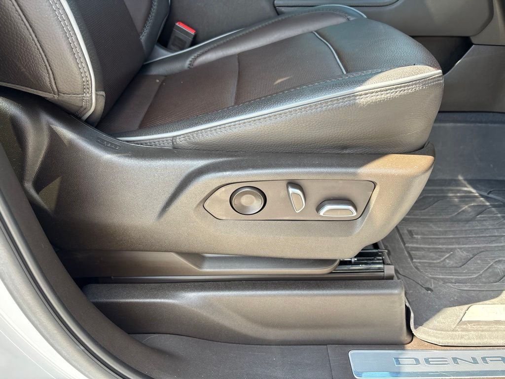 2023 GMC Sierra 1500 4WD Crew Cab Short Box Denali