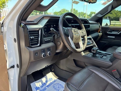 2023 GMC Sierra 1500 4WD Crew Cab Short Box Denali