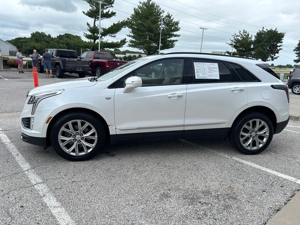 2020 Cadillac XT5 Sport