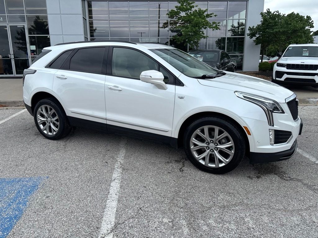 2020 Cadillac XT5 Sport