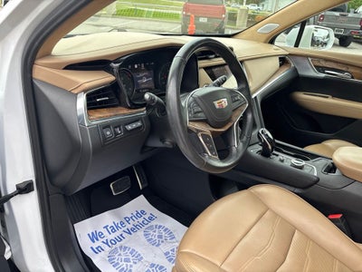 2020 Cadillac XT5 Sport