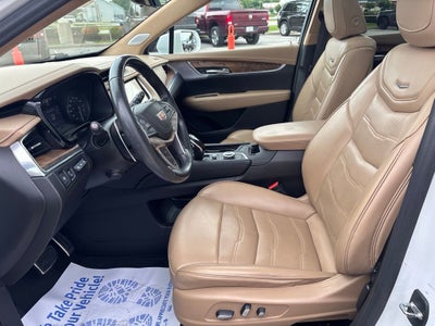 2020 Cadillac XT5 Sport