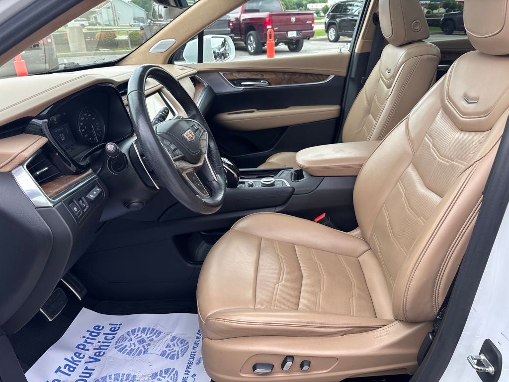 2020 Cadillac XT5 Sport