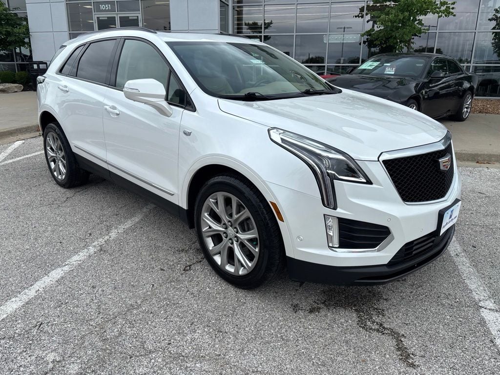 2020 Cadillac XT5 Sport