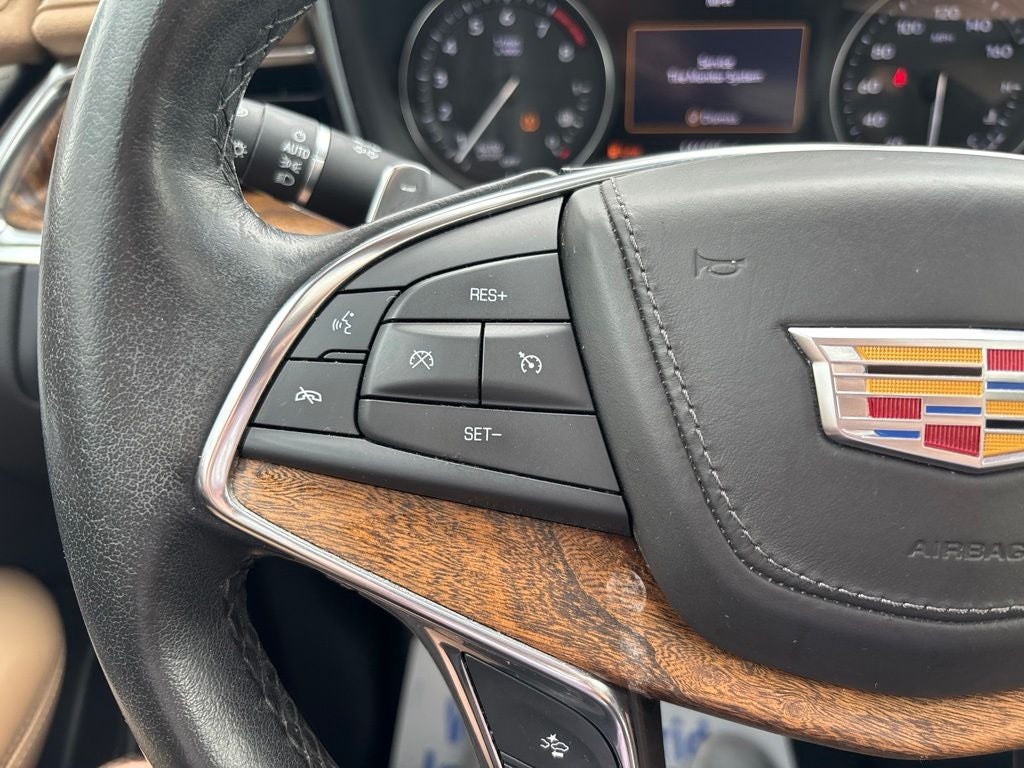 2020 Cadillac XT5 Sport