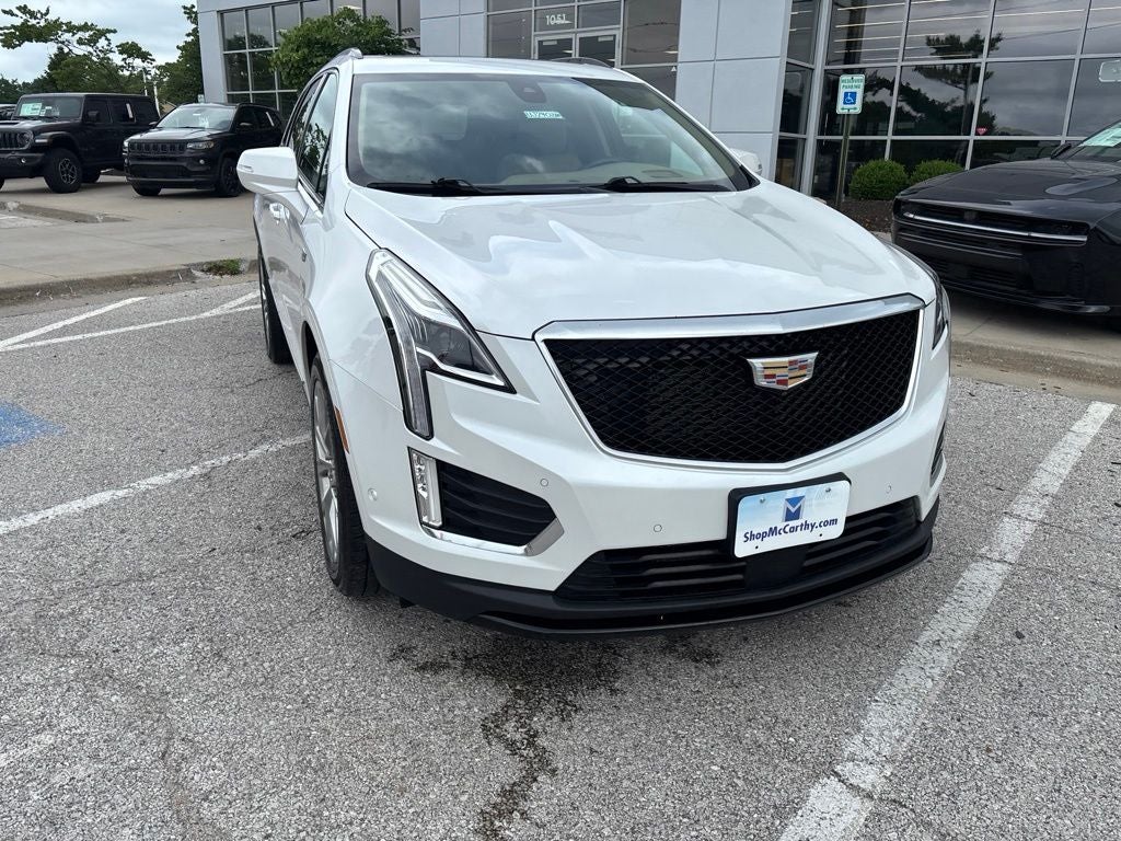 2020 Cadillac XT5 Sport