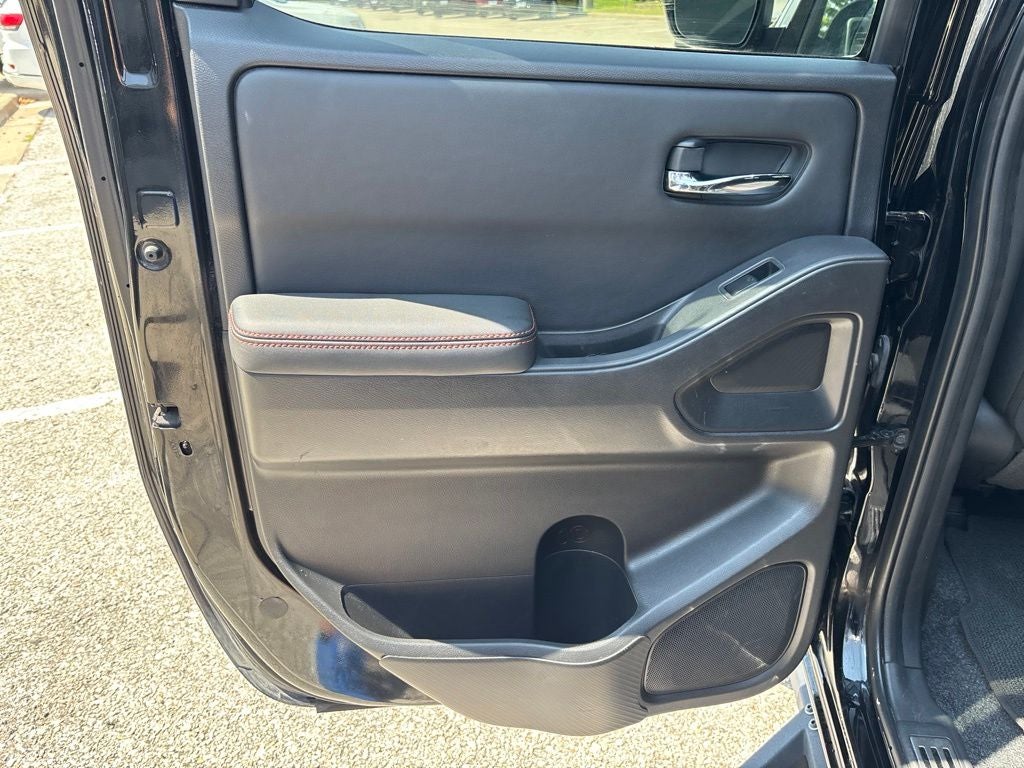 2023 Nissan Frontier Crew Cab PRO-4X 4x4