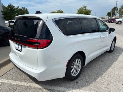 2027 Chrysler Pacifica PACIFICA SELECT