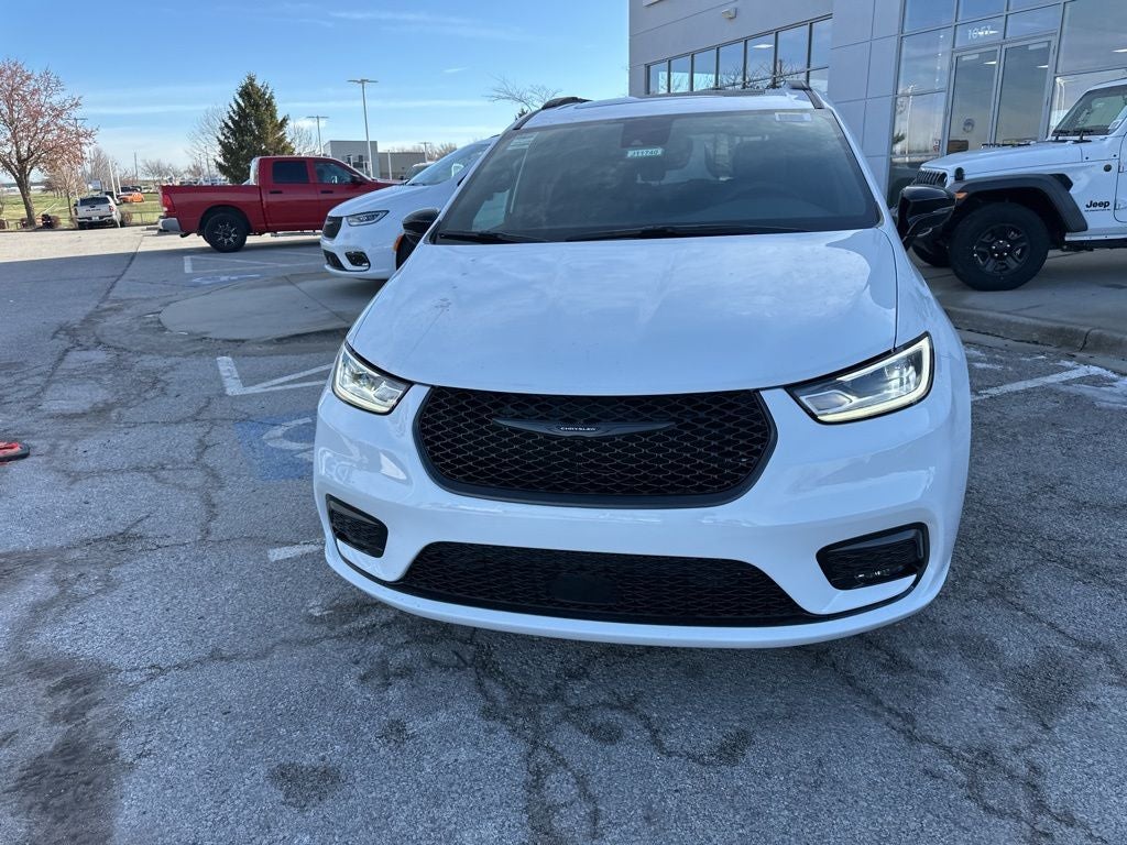 2026 Chrysler Pacifica PACIFICA SELECT
