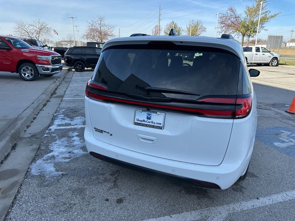 2026 Chrysler Pacifica PACIFICA SELECT
