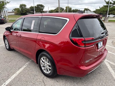 2027 Chrysler Pacifica PACIFICA SELECT