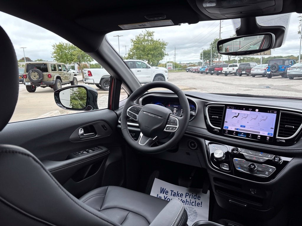 2027 Chrysler Pacifica PACIFICA SELECT