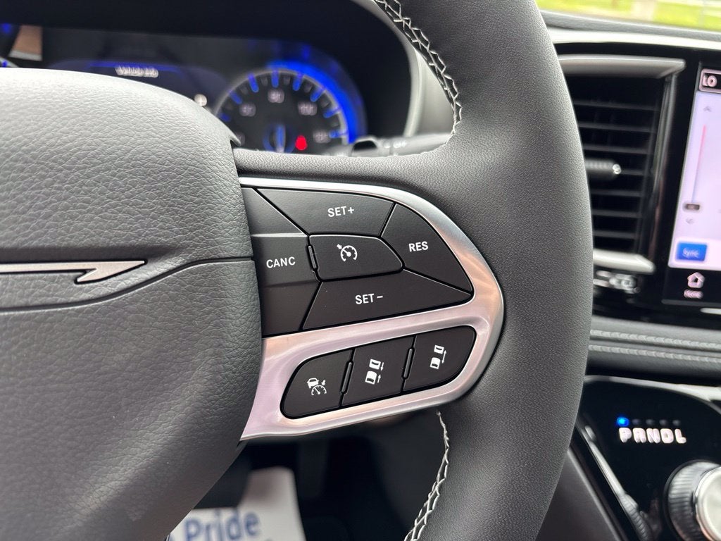 2027 Chrysler Pacifica PACIFICA SELECT