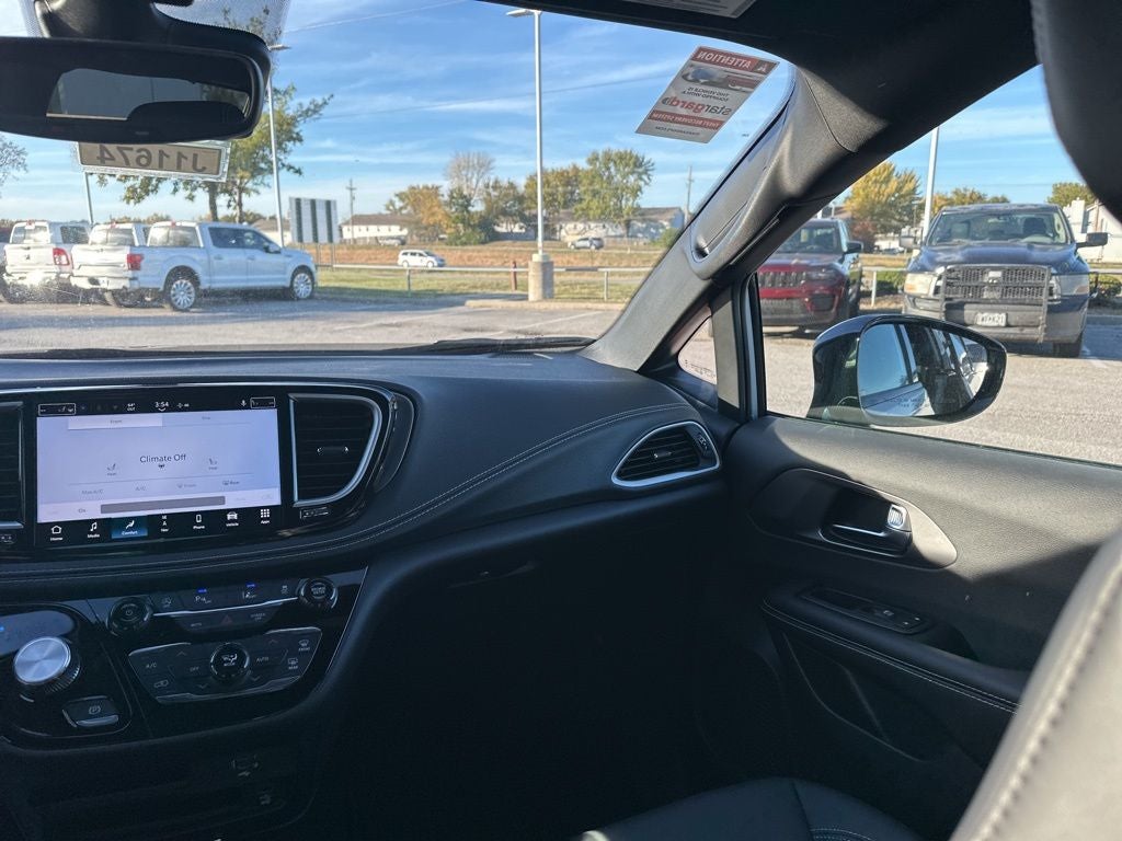 2026 Chrysler Pacifica PACIFICA SELECT