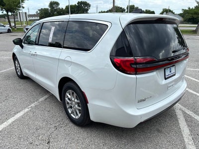 2027 Chrysler Pacifica PACIFICA SELECT