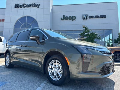 2027 Chrysler Pacifica PACIFICA SELECT