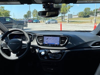 2027 Chrysler Pacifica PACIFICA SELECT