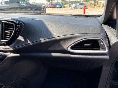 2027 Chrysler Pacifica PACIFICA SELECT