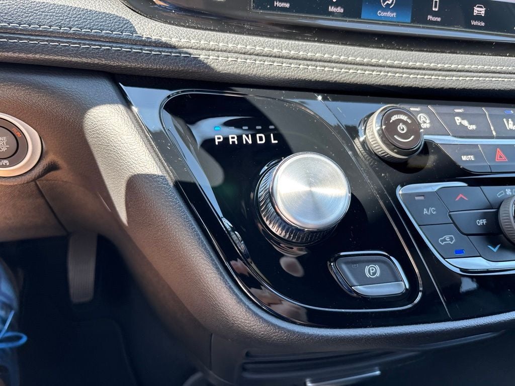 2027 Chrysler Pacifica PACIFICA SELECT