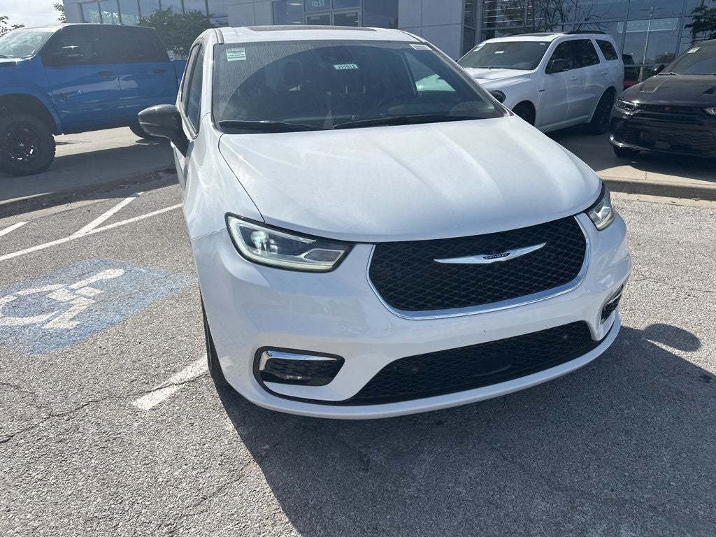 2026 Chrysler Pacifica PACIFICA SELECT