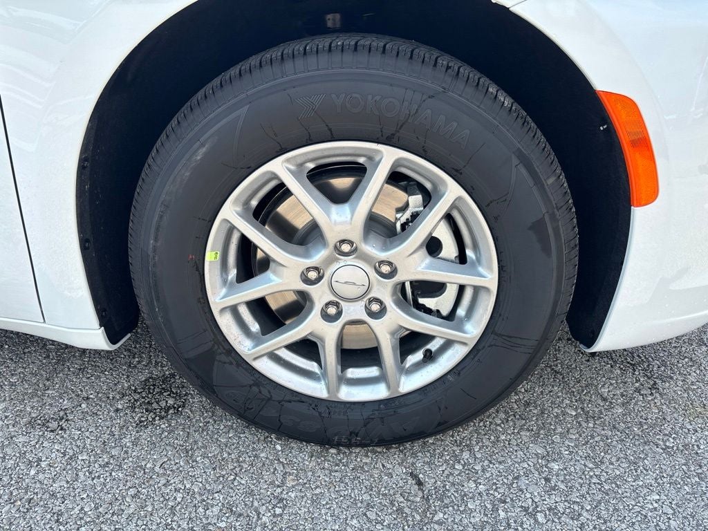 2027 Chrysler Pacifica PACIFICA SELECT