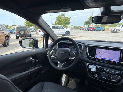 2027 Chrysler Pacifica PACIFICA SELECT