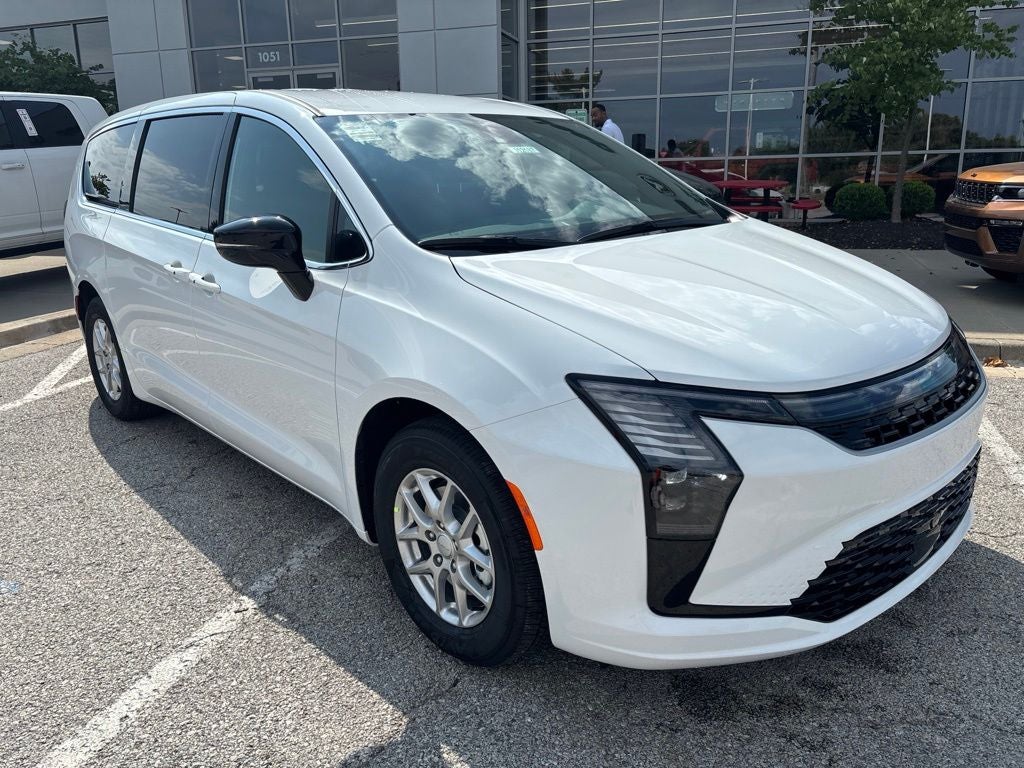 2027 Chrysler Pacifica PACIFICA SELECT
