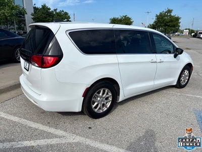 2024 Chrysler Voyager LX